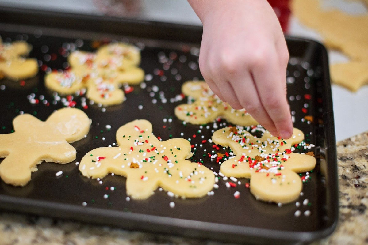 bake sugar cookies family beach holiday traditions SAGA